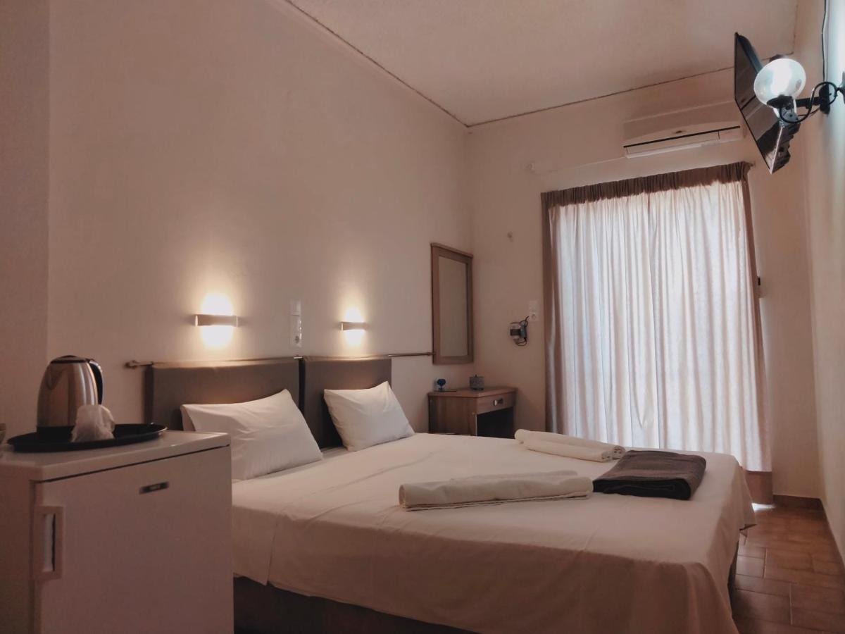 Hotel Golden Star Agia Marina  Exterior foto