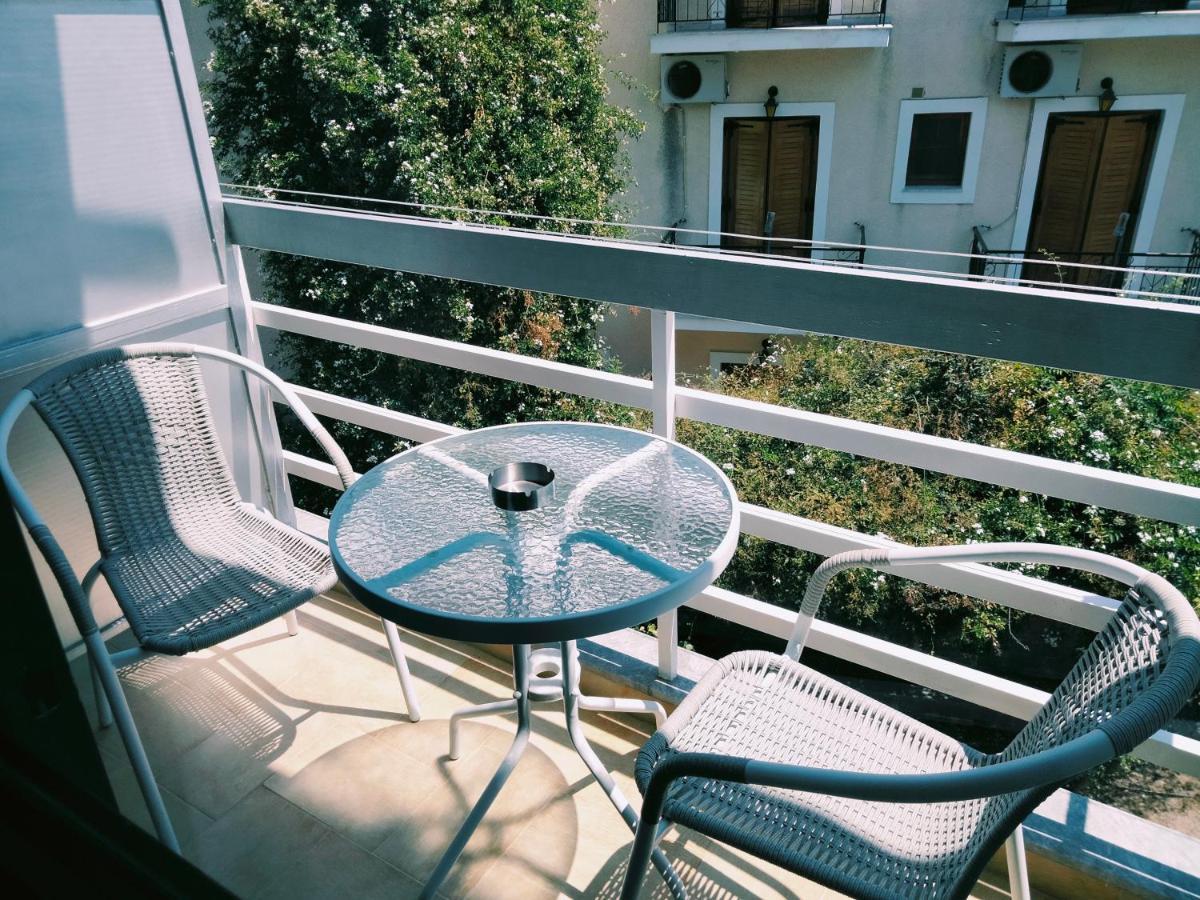 Hotel Golden Star Agia Marina  Exterior foto